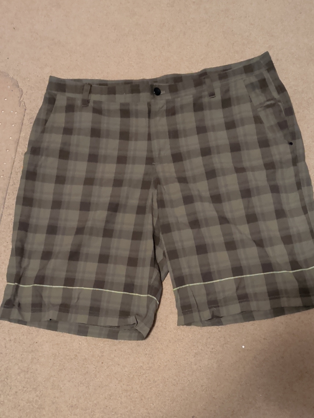 Lululemon Men's Shorts size 40